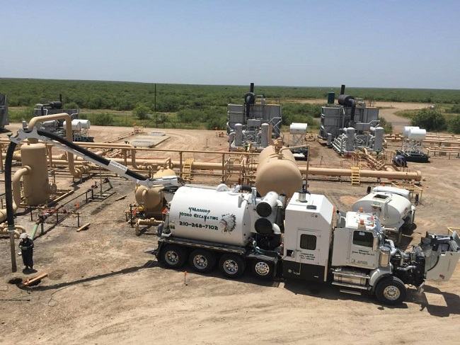 Daylighting and Line Locating Before Construction On Gas And Oil Facilities